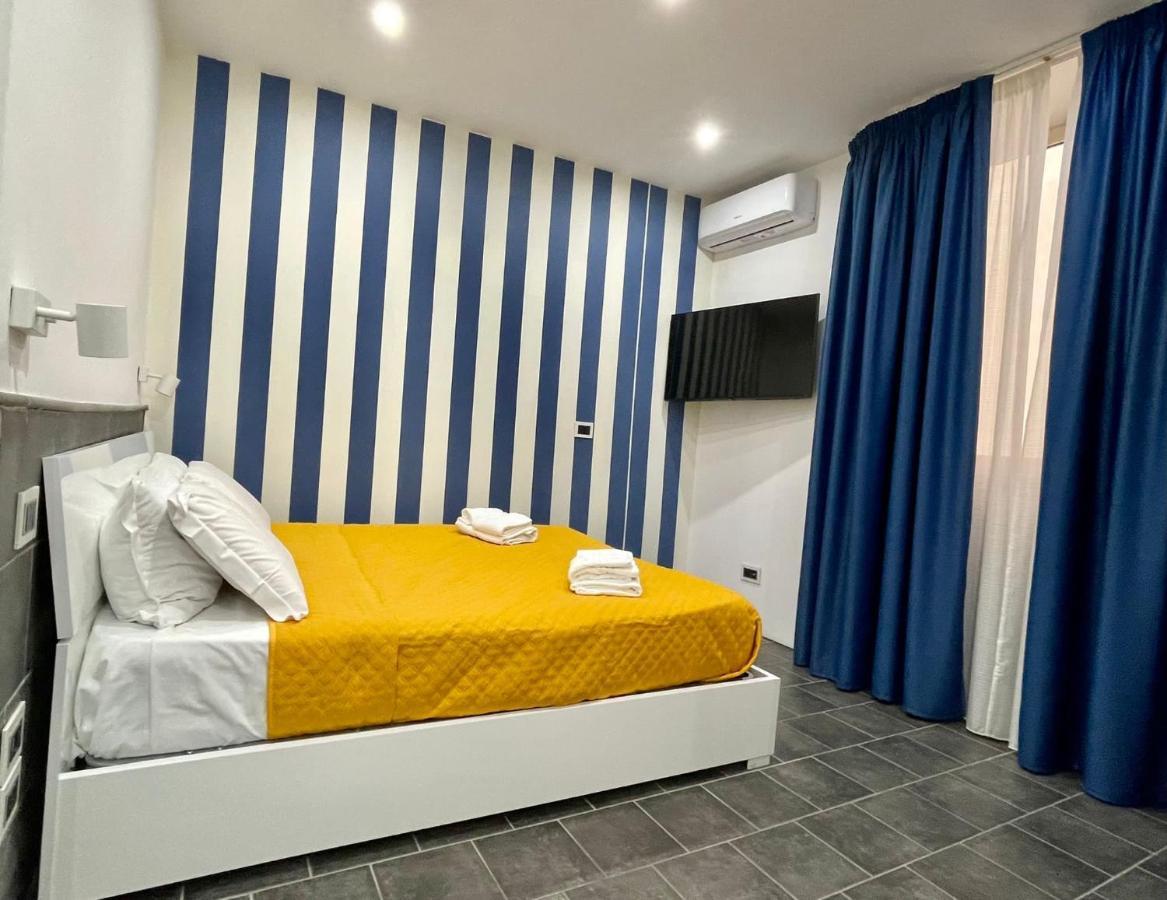 Hotel Yacht Club Angioino Neapol Exteriér fotografie