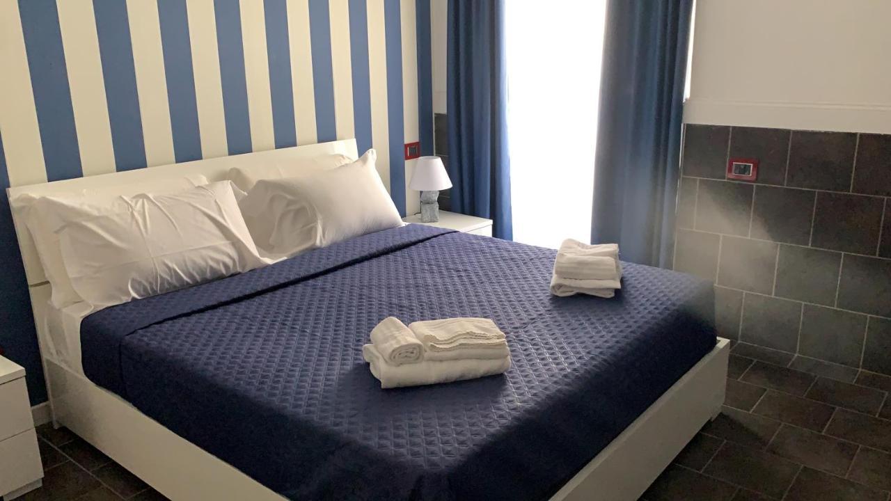 Hotel Yacht Club Angioino Neapol Exteriér fotografie