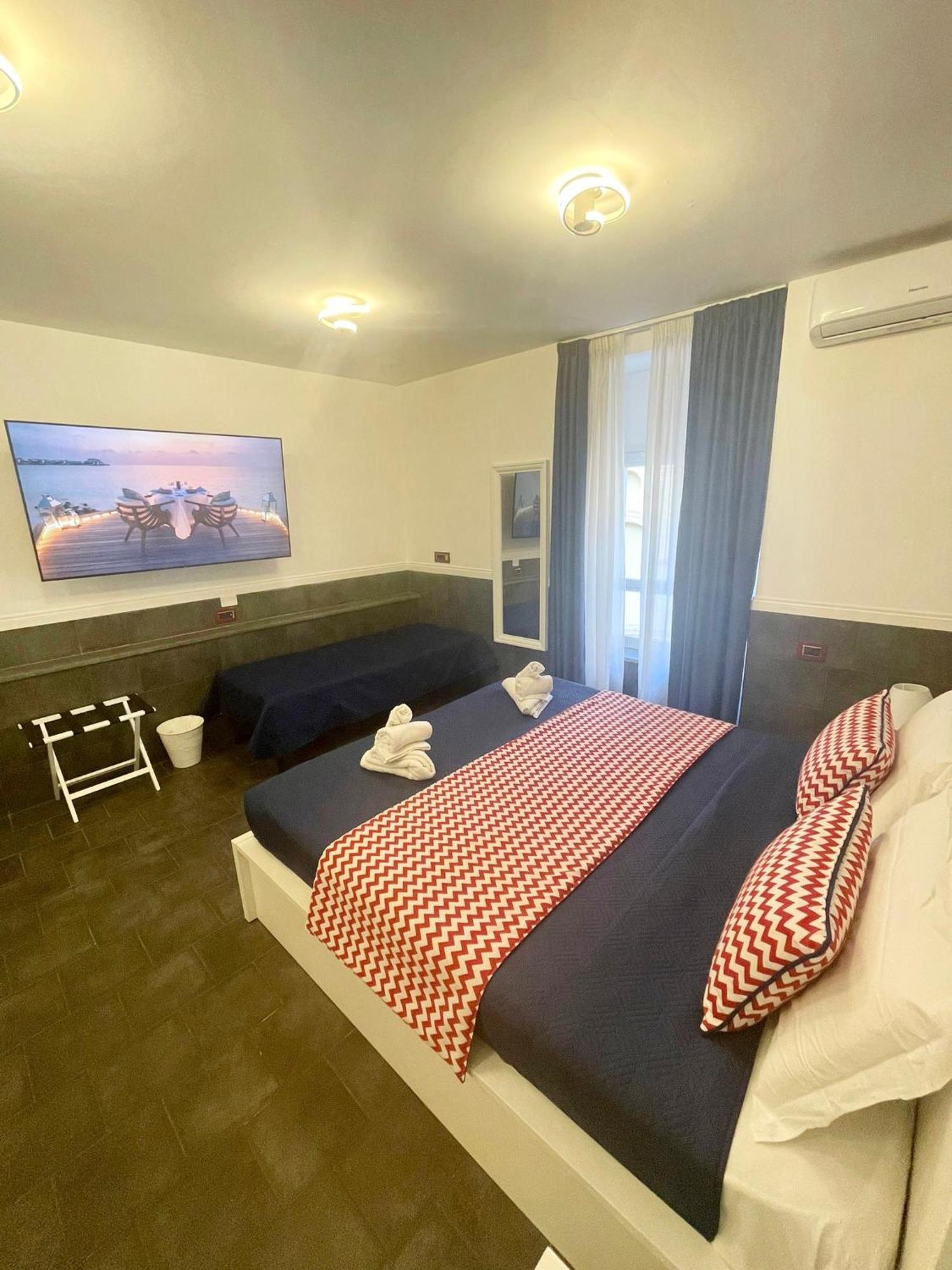 Hotel Yacht Club Angioino Neapol Exteriér fotografie