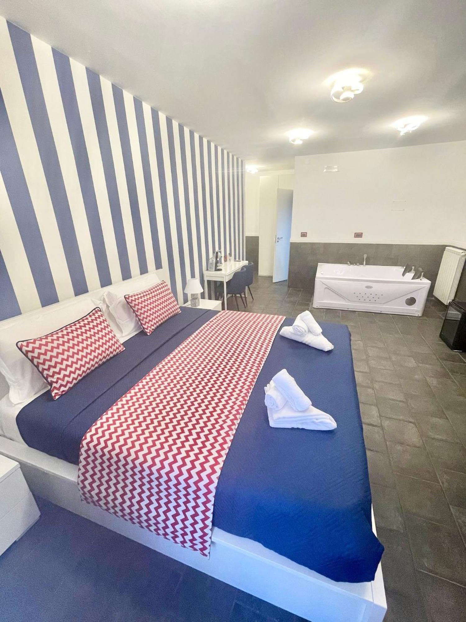 Hotel Yacht Club Angioino Neapol Exteriér fotografie